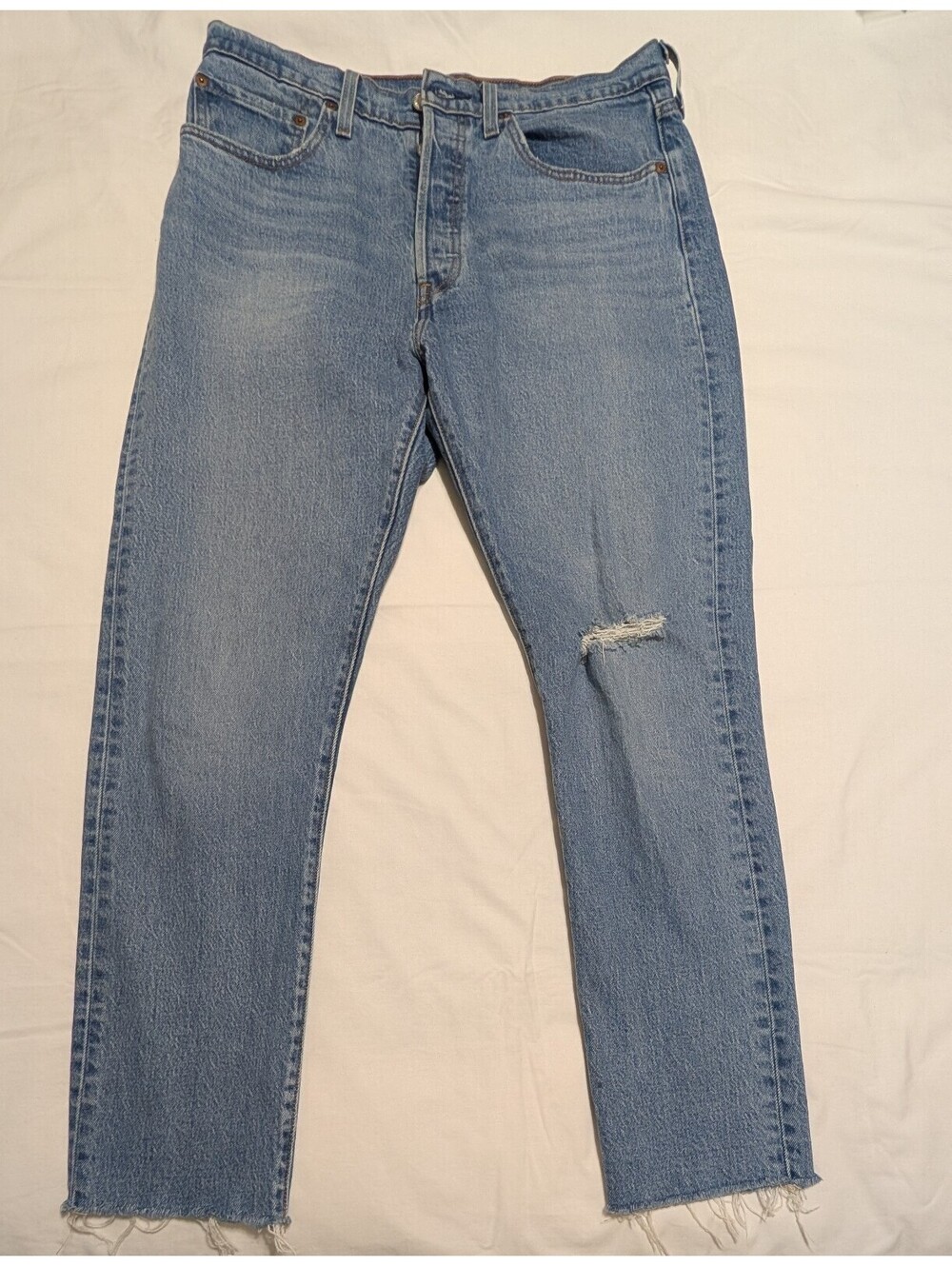 Levi's 501 Skinny Jeans Women's Size 31x28 Light Wash Button Fly